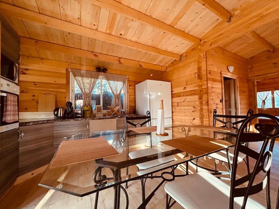 Chalet Bois Jacuzzi Bessan Εξωτερικό φωτογραφία